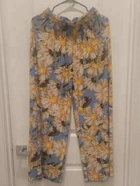 Blue Daisy Print Wide-Leg Pants
